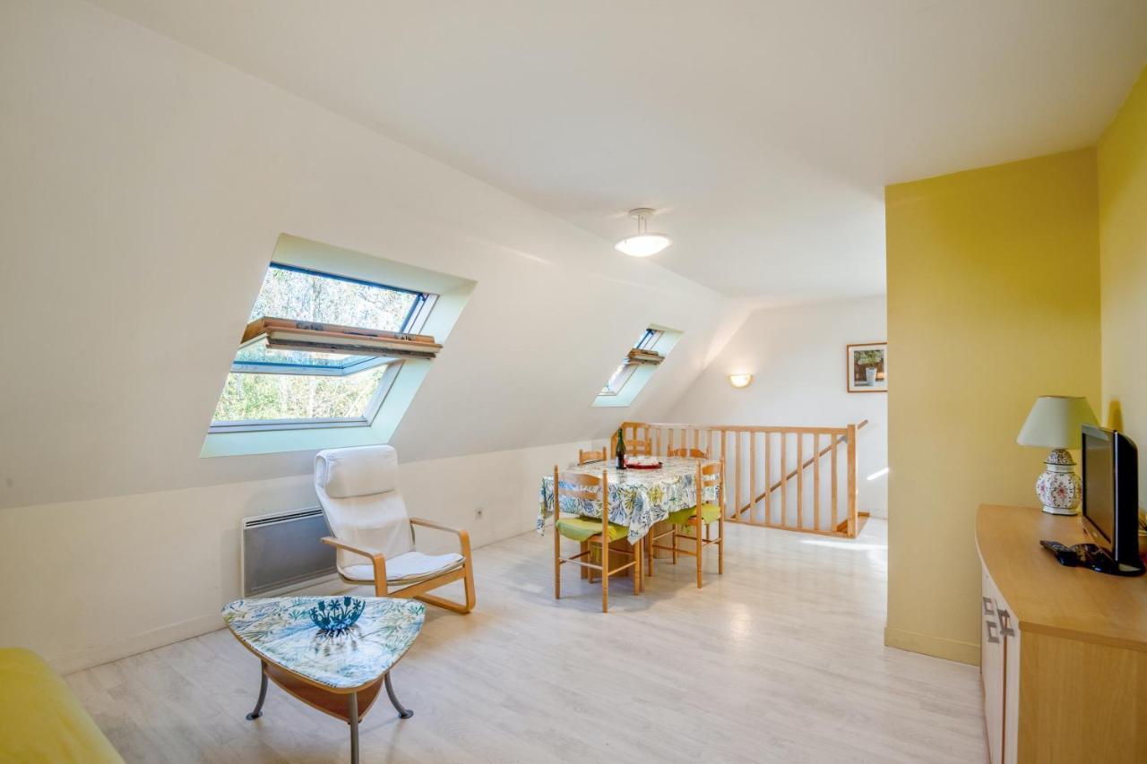 Appartement Confortable Avec Terrasse A Arzon 60 M² Exterior foto